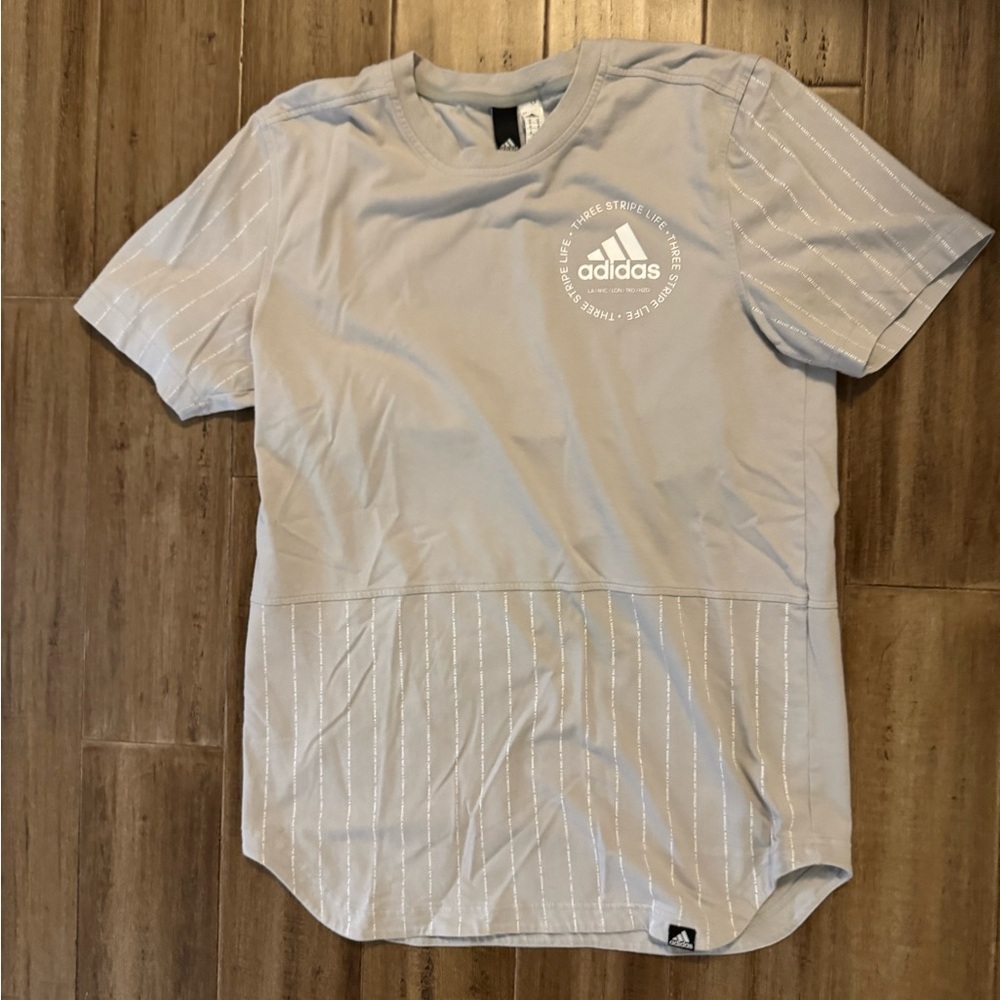 Adidas Gray Short Sleeve Tee with Crew Neck​